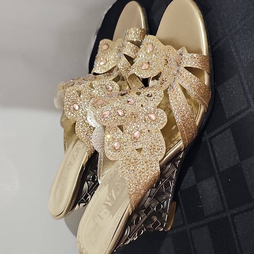Shimmering gold ladies TSYZXY wedged sandals size  (37)=6 1/2